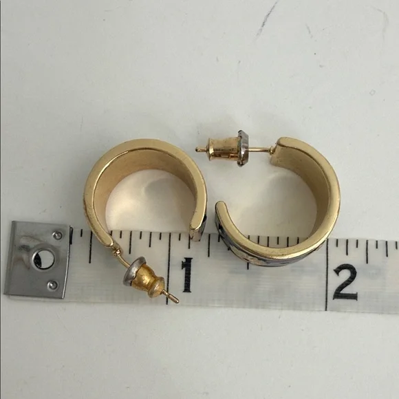 Floral Enamel Hoop Earrings - Picture 4 of 7